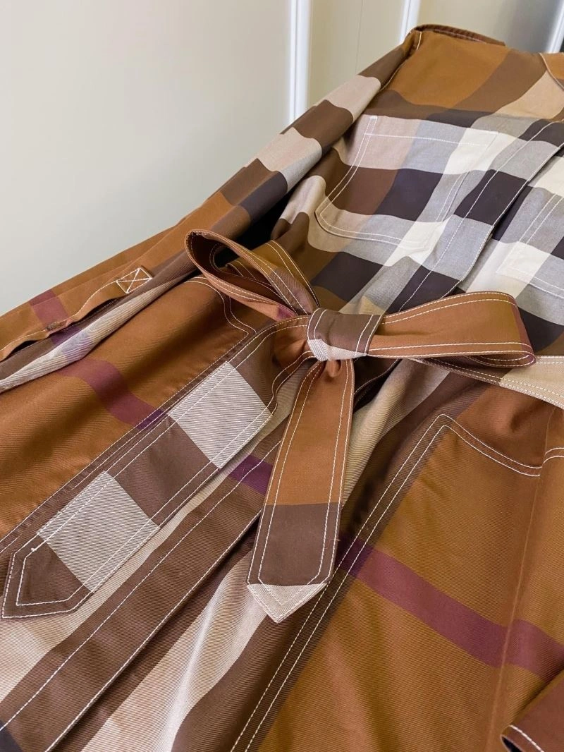Burberry Dress Unisex 104975