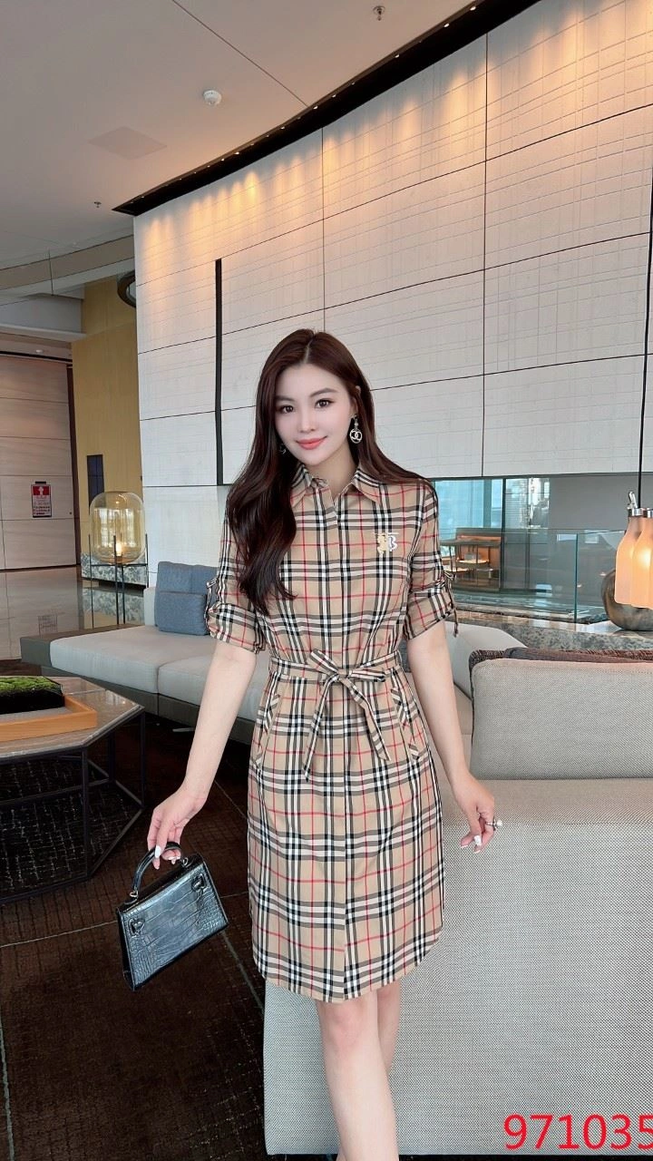Burberry Dress Versatile 104944