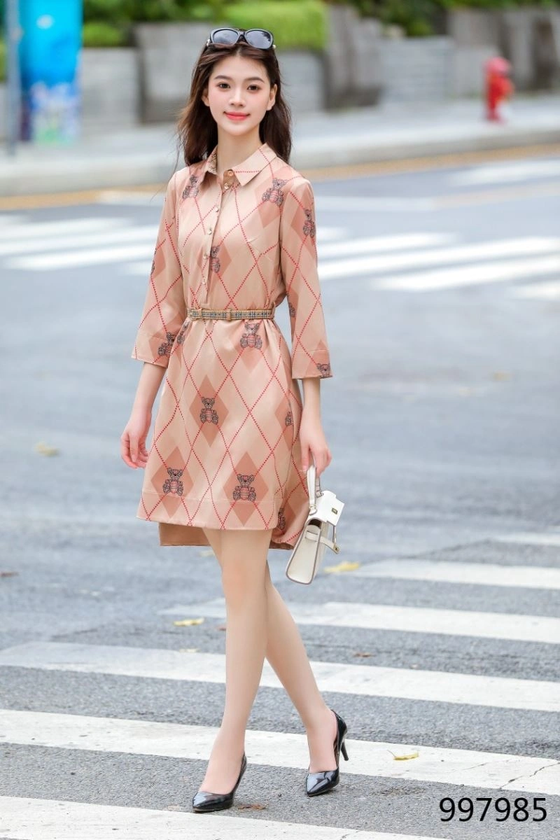EyeCatching Burberry Dress 104939