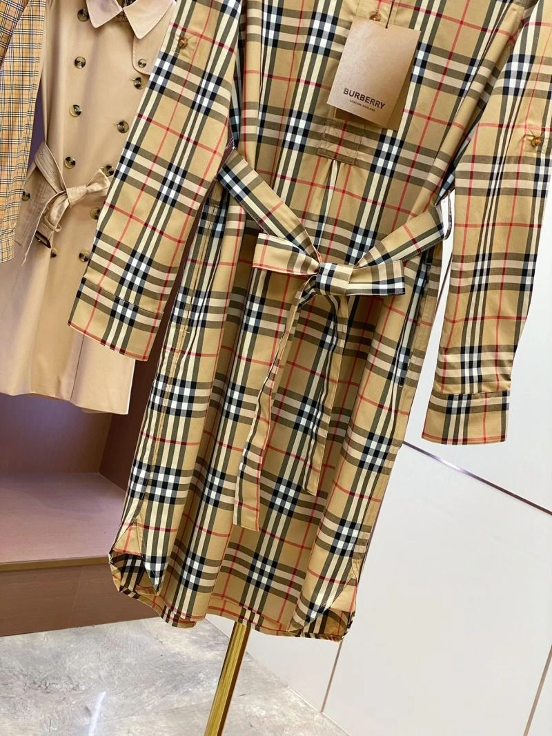 Burberry Dress Breathable 104932