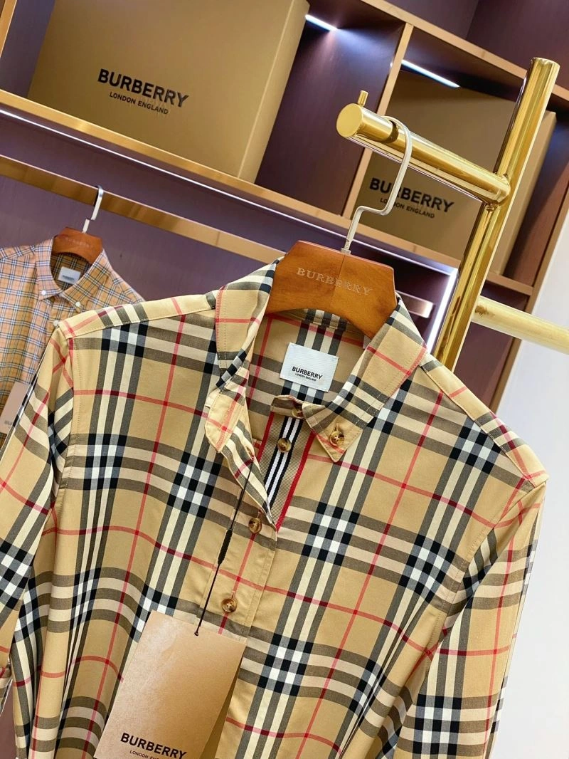 Burberry Dress Breathable 104932