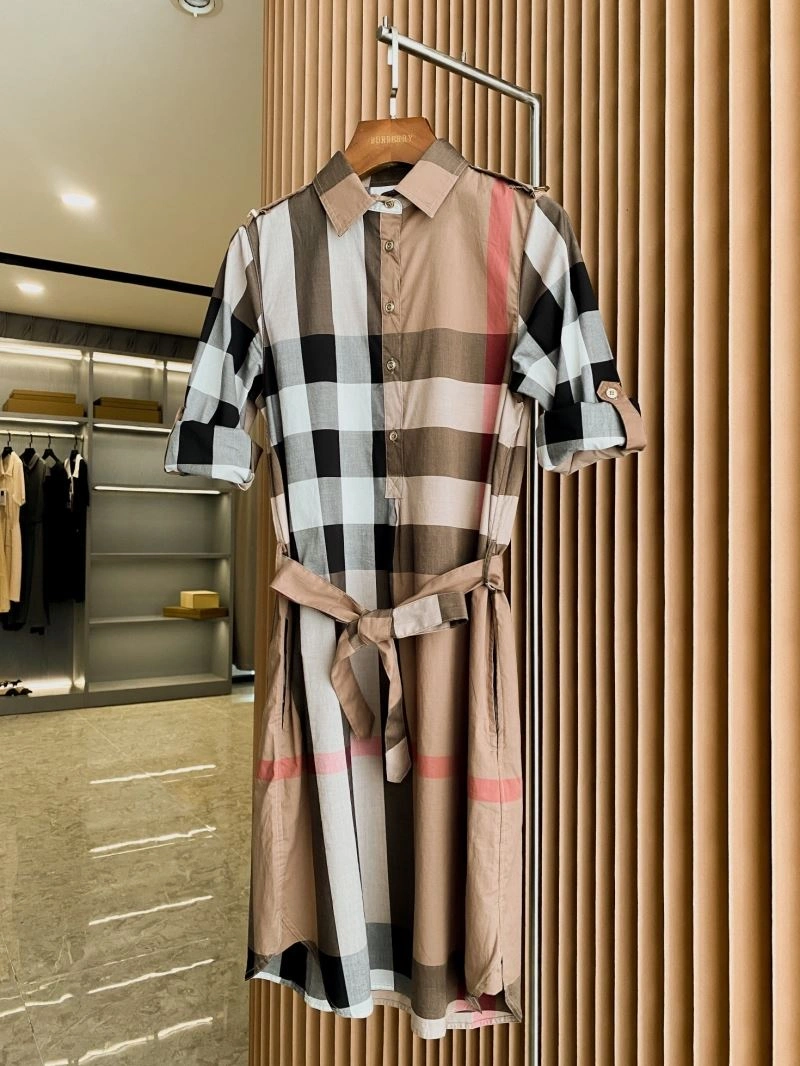 Burberry Dress Timeless 104929