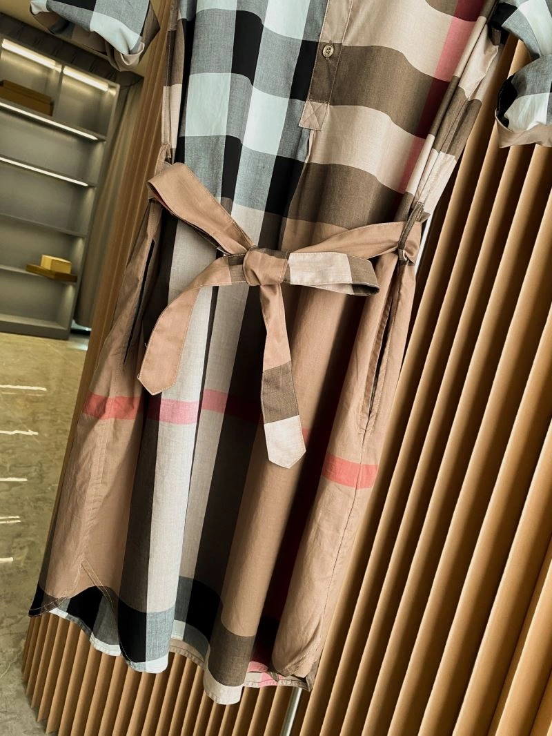 Burberry Dress Timeless 104929