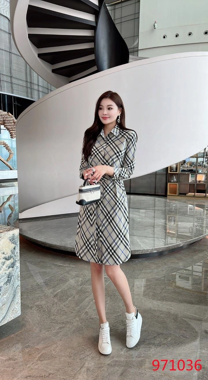 Burberry Dress RelaxedFit 104925