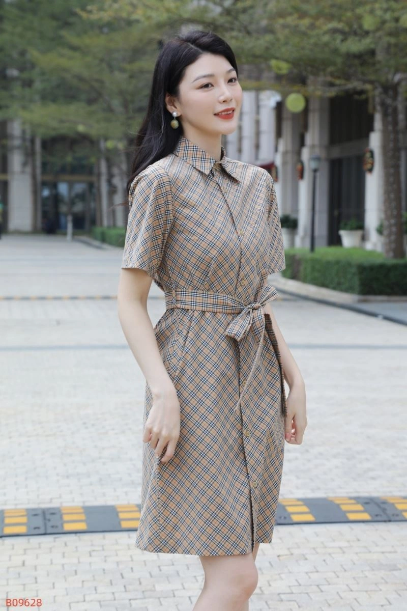 Vibrant Burberry Dress 104918