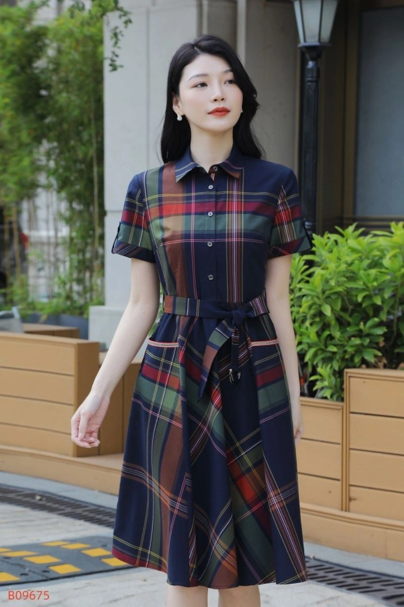 Breathable Burberry Dress 104901