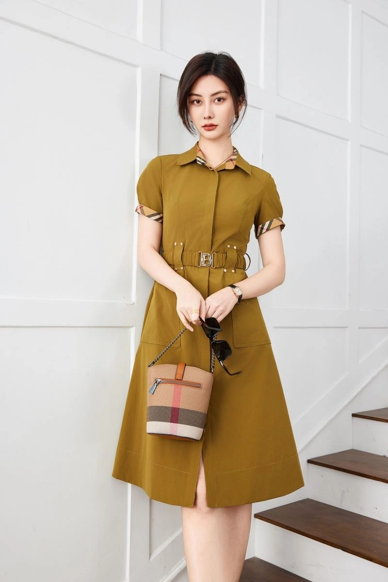 Breathable Burberry Dress 104883