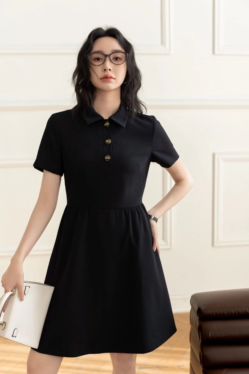 MoistureWicking Burberry Dress 104942