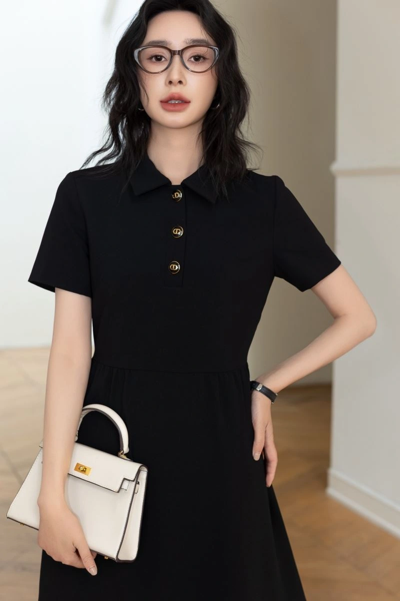 MoistureWicking Burberry Dress 104942