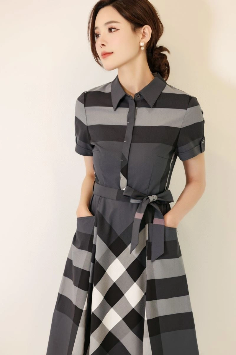 Burberry Dress Durable 104904