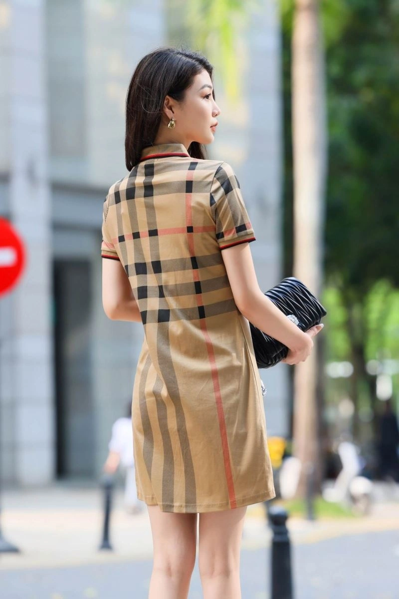 NewStyle Burberry Dress 104900