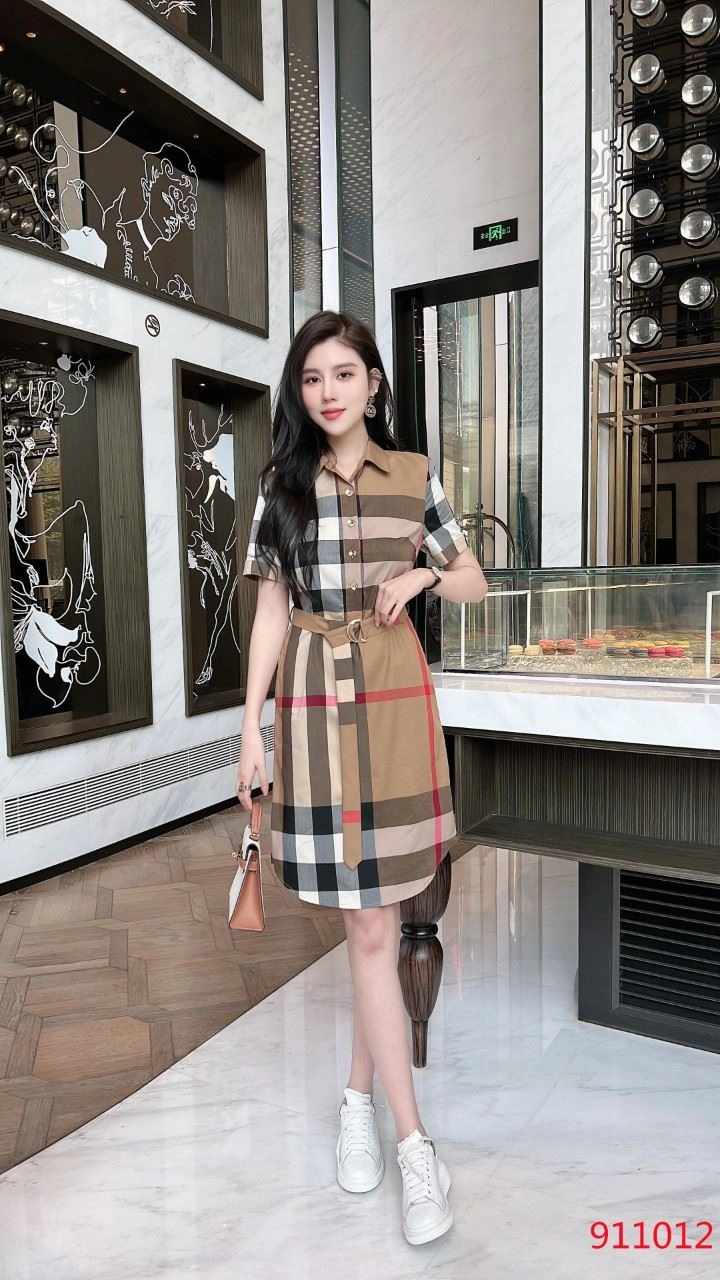 NewStyle Burberry Dress 104876