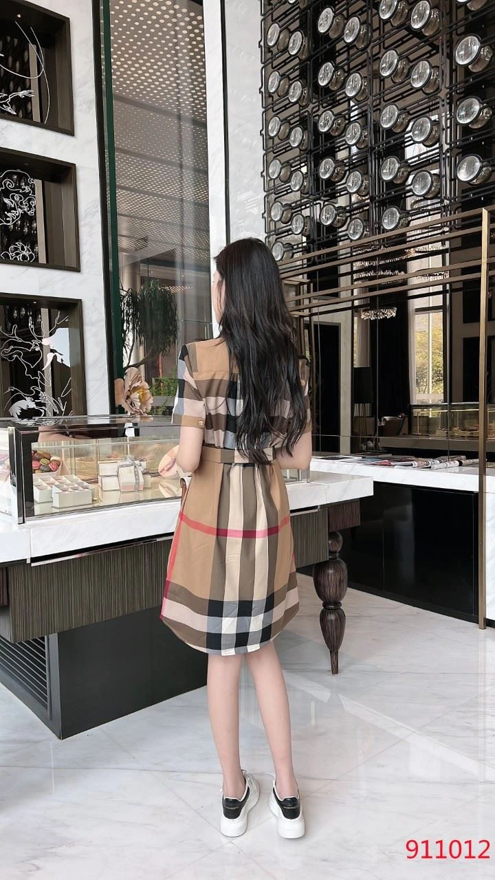NewStyle Burberry Dress 104876