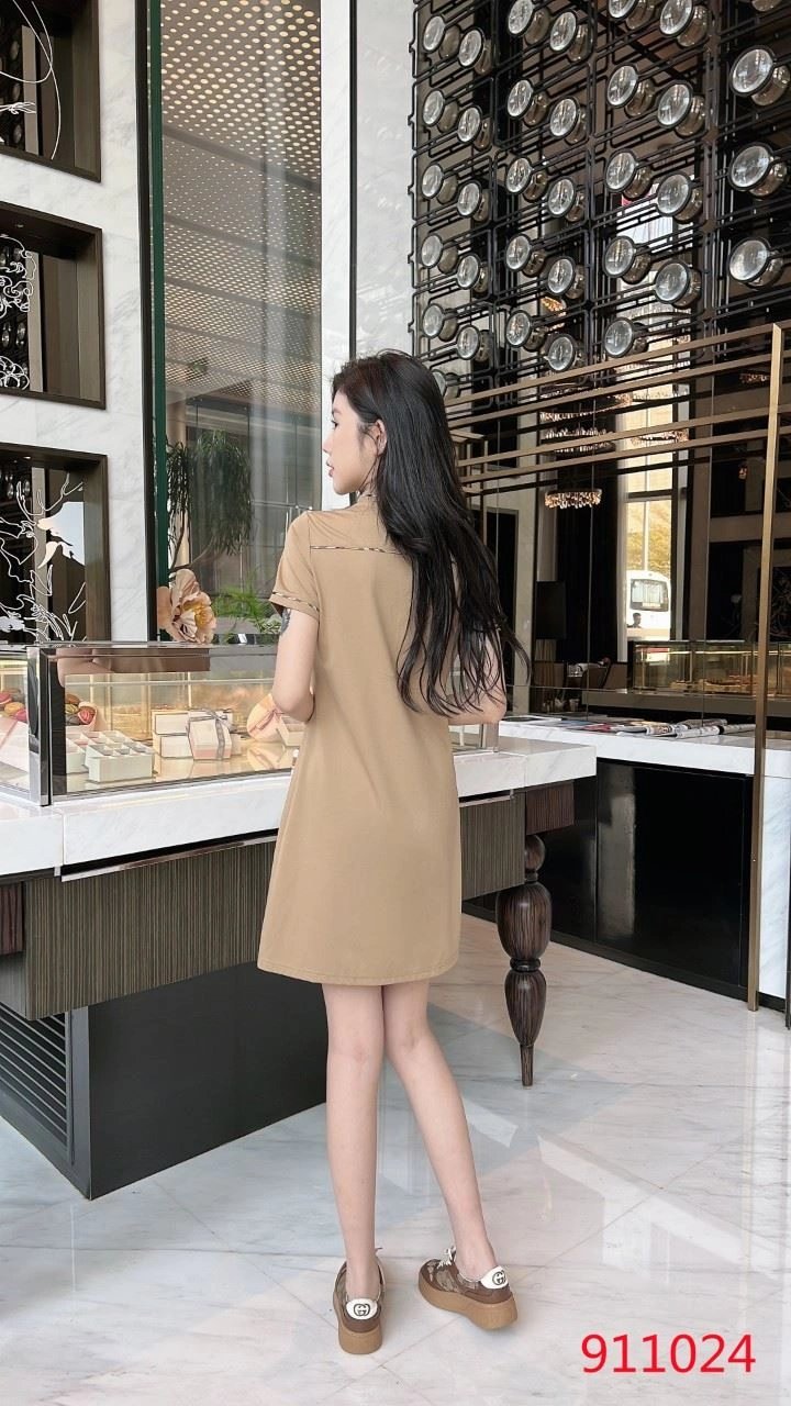 Burberry Dress Refined 104841