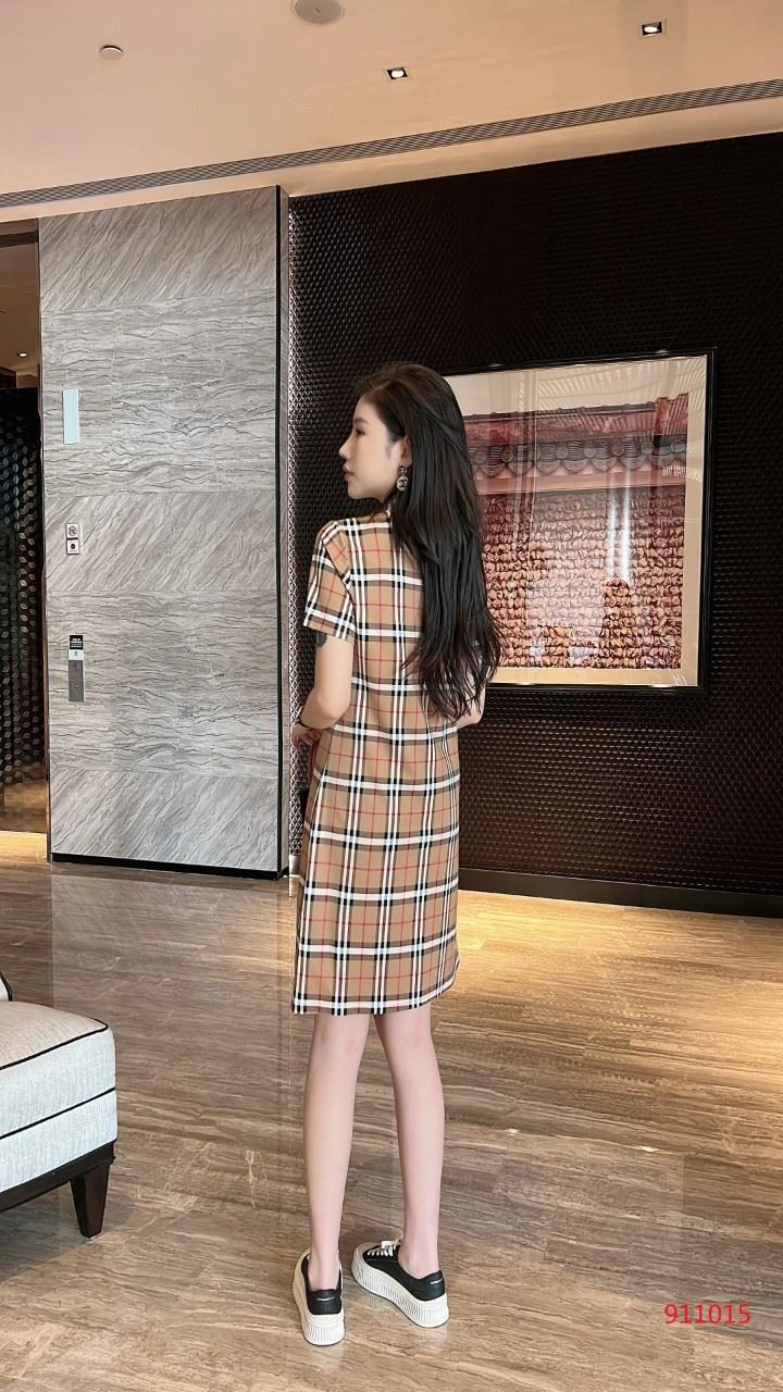 Burberry Dress Functional 104838