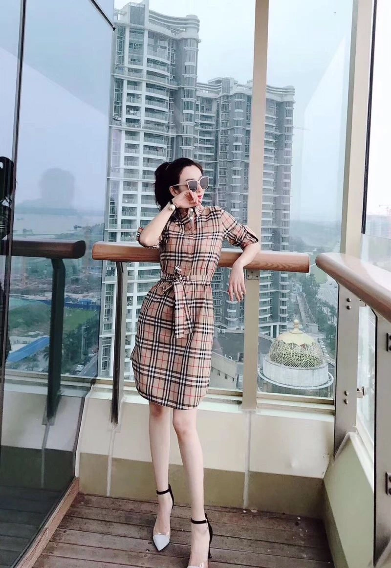 Burberry Dress Breathable 104857