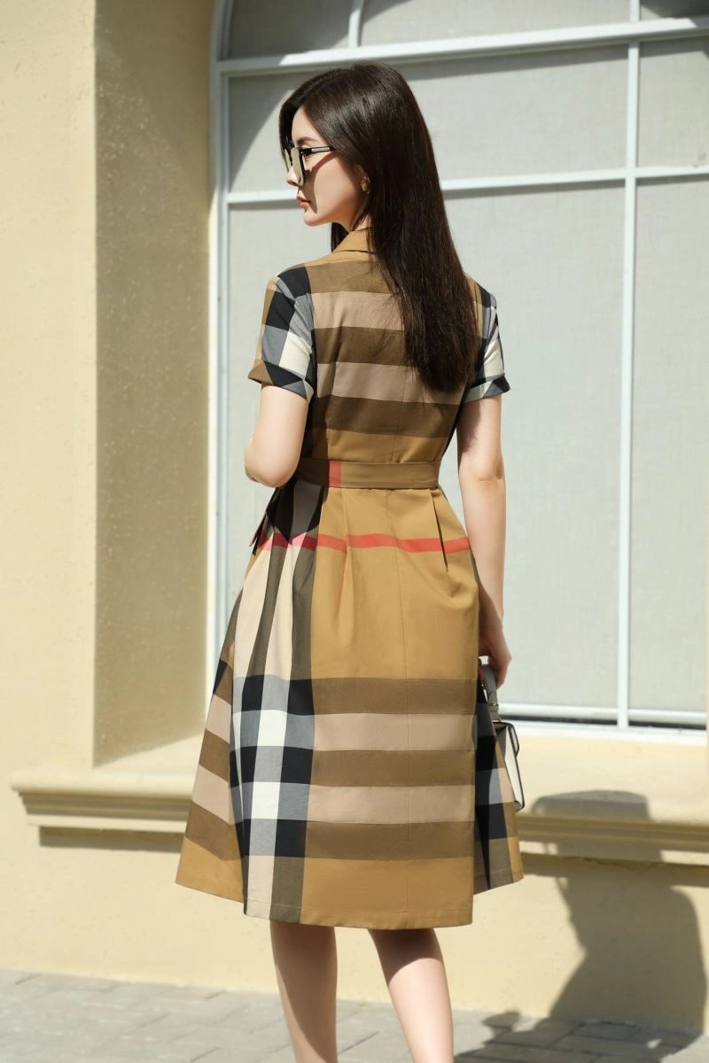 Burberry Dress Chic 104801
