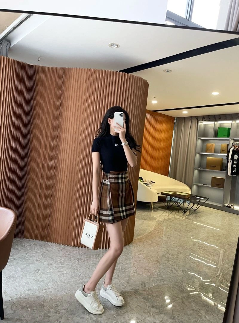 Burberry Dress WaterResistant 104847