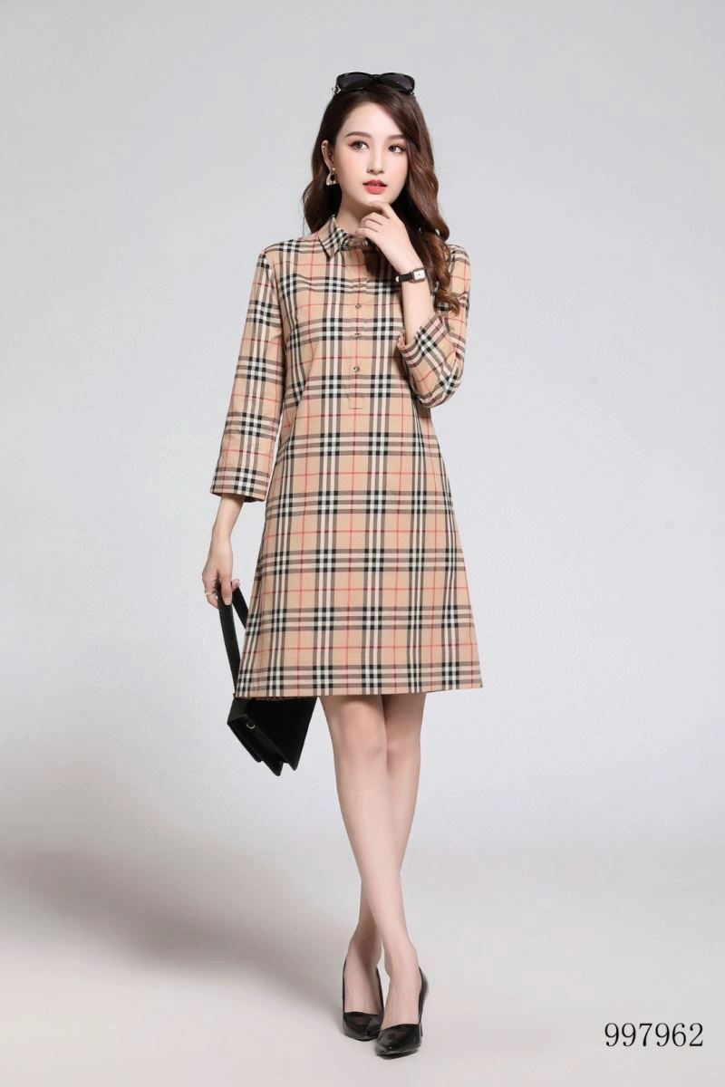 Burberry Dress Casual 104800