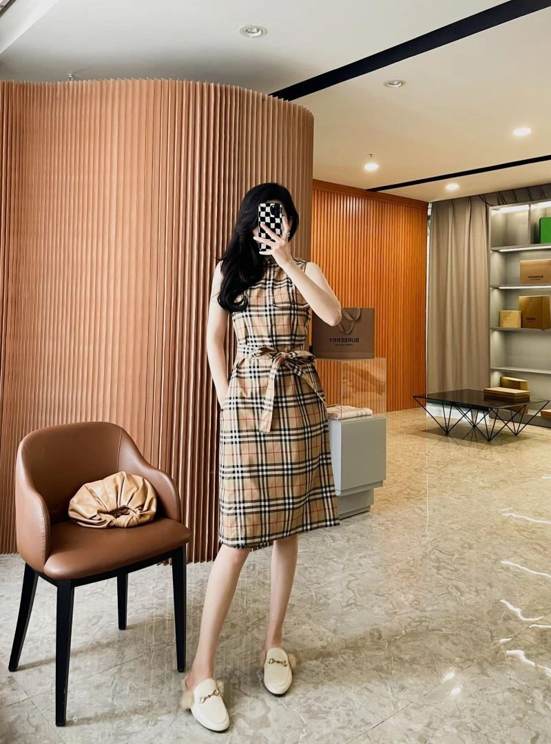 Stretchable Burberry Dress 104811