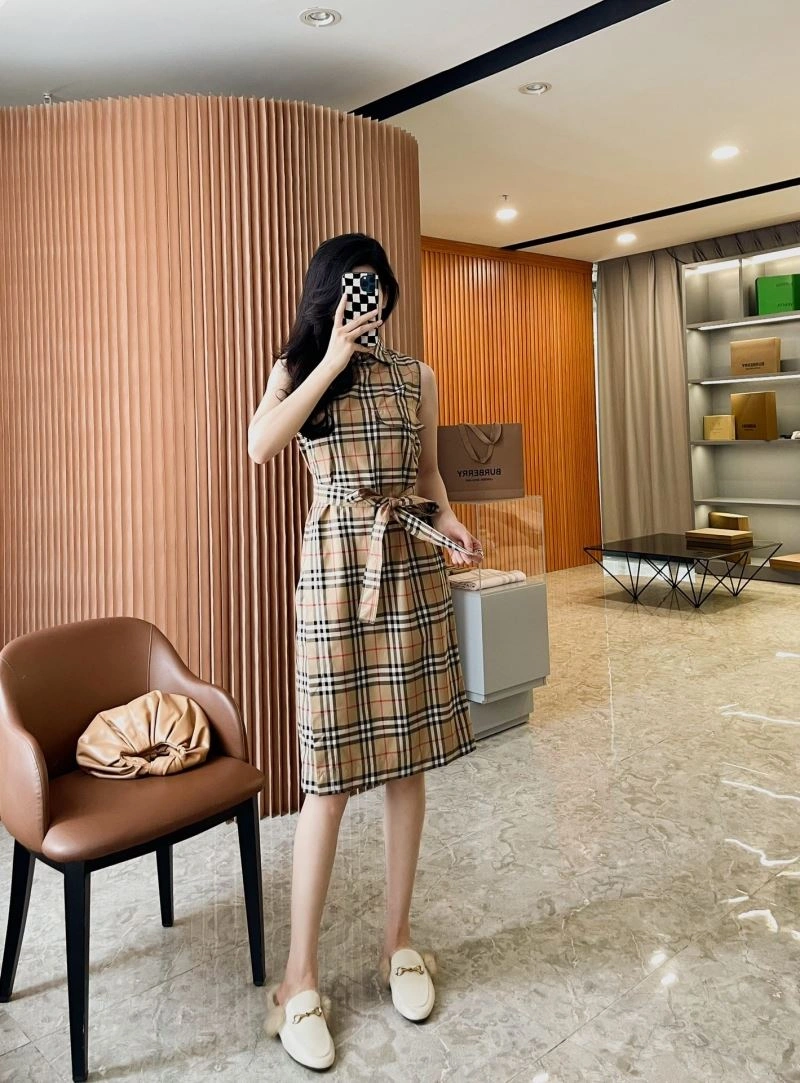 Stretchable Burberry Dress 104811