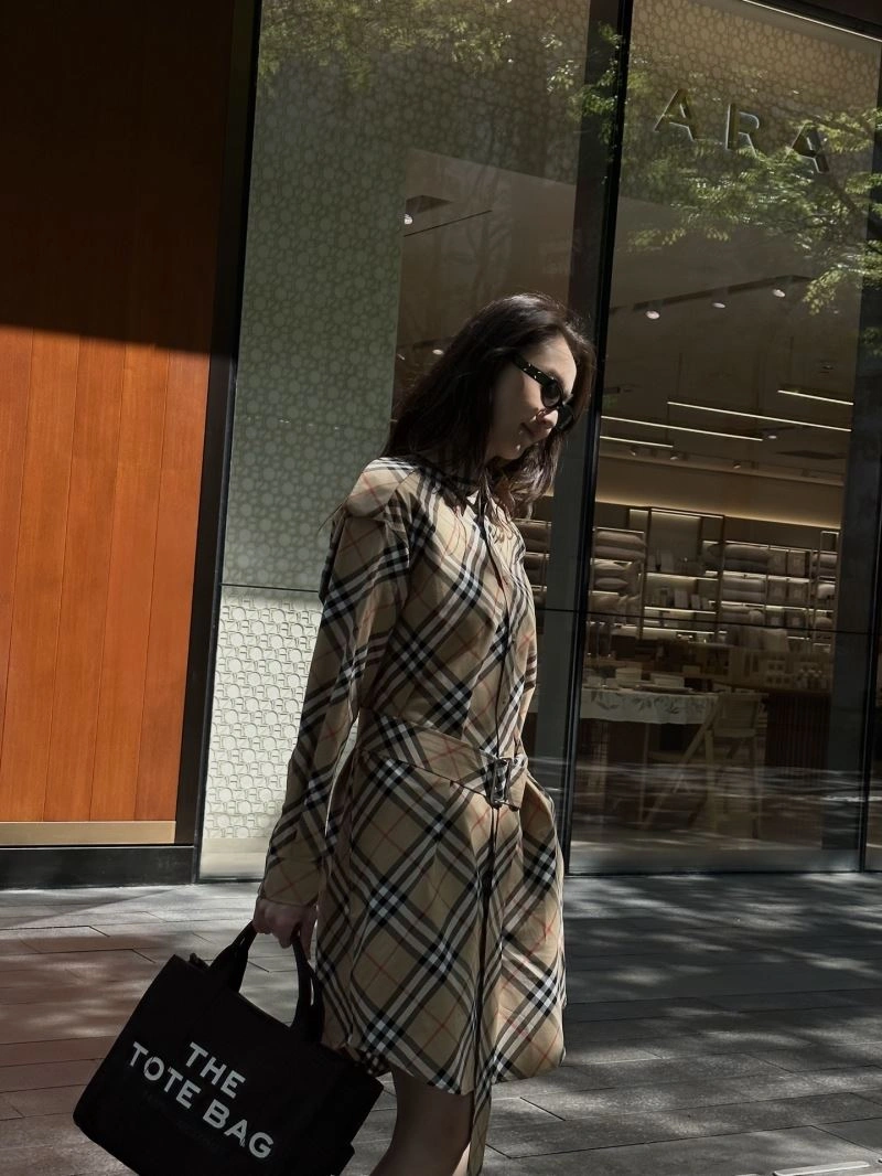 Burberry Dress SportInspired 104819