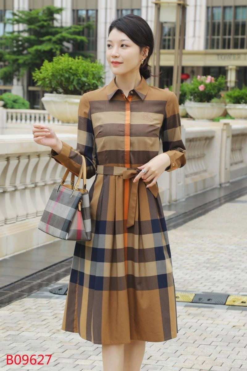 Burberry Dress Bright 104817