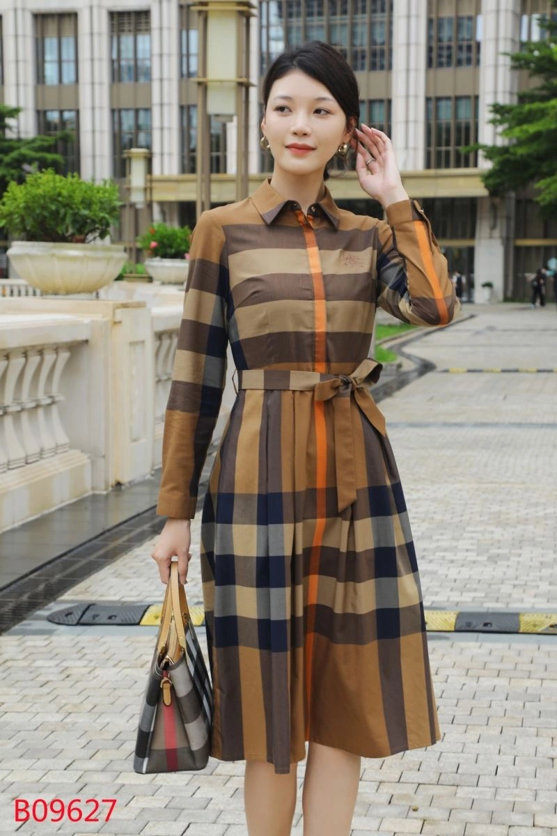 Burberry Dress Bright 104817