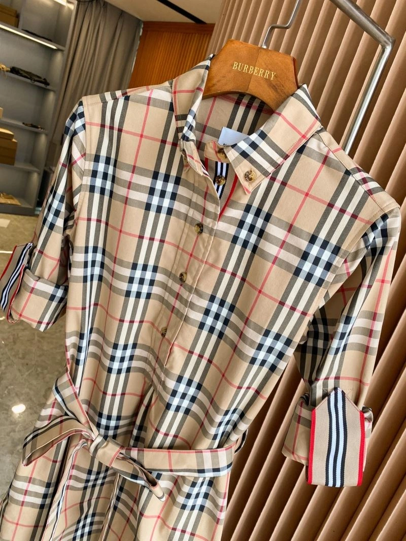 Bright Burberry Dress 104787