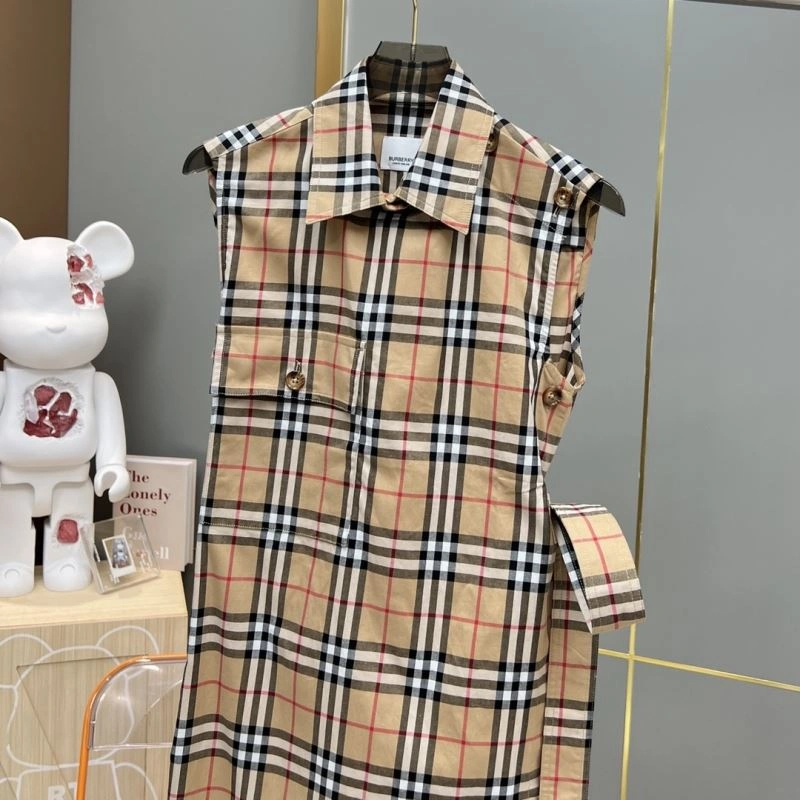 Fashionable Burberry Dress 104781