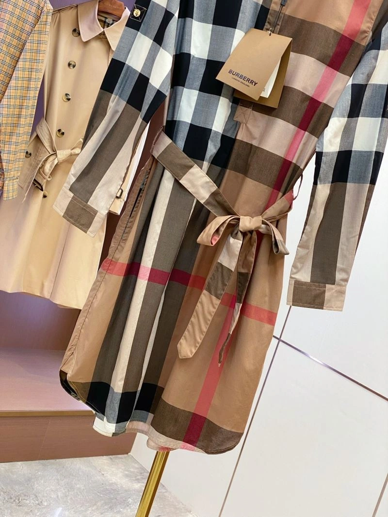 Burberry Dress Chic 104769