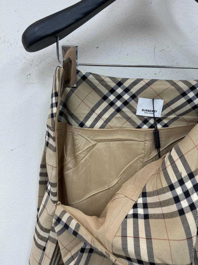 Breathable Burberry Dress 99173