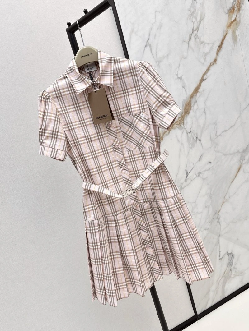 Sophisticated Burberry Dress 99161