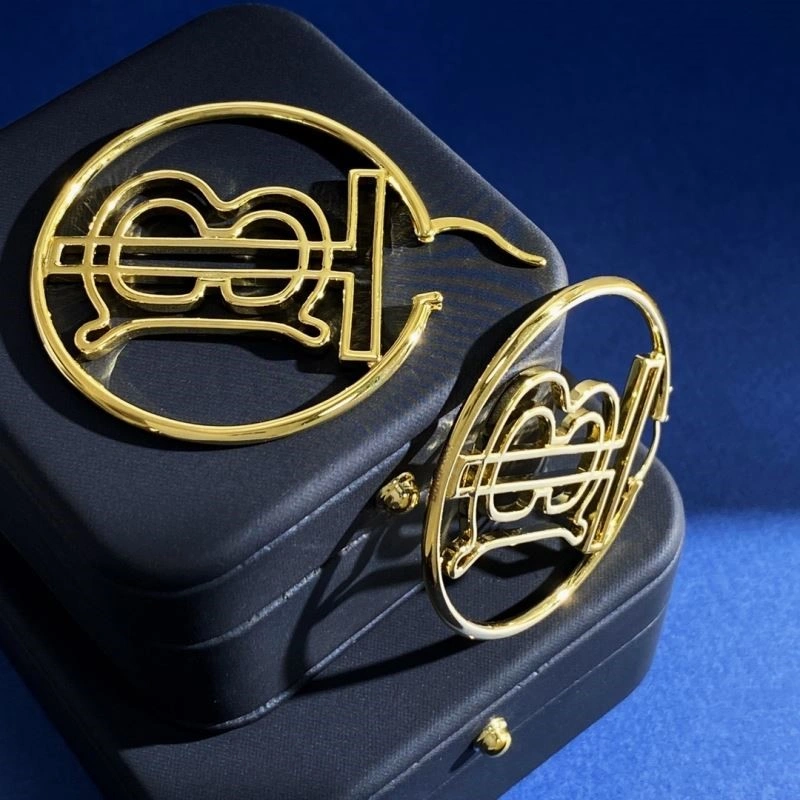 Burberry Earrings Trendsetting 209435