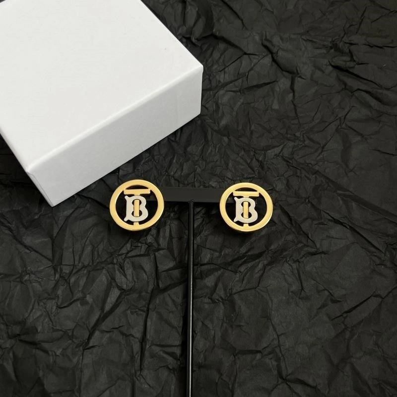 Trendsetting Burberry Earrings 208834