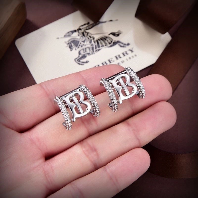 Neat Burberry Earrings 208861