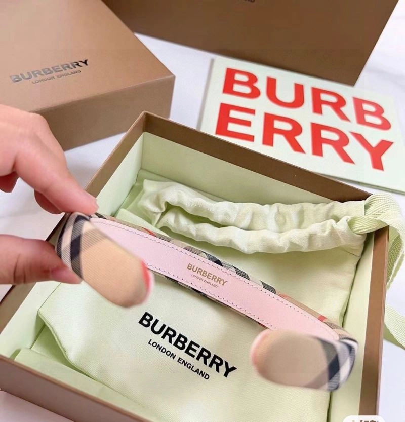 Lightweight Burberry Hair Hoop 264927