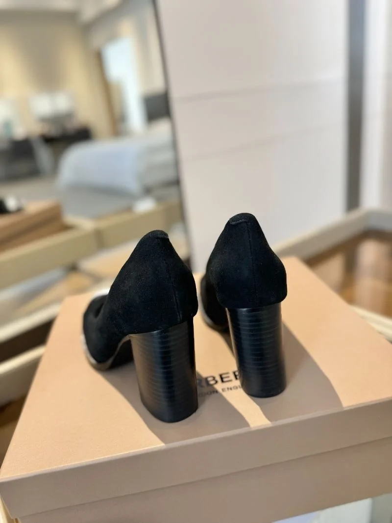 Burberry Heeled Shoes Casual 17179
