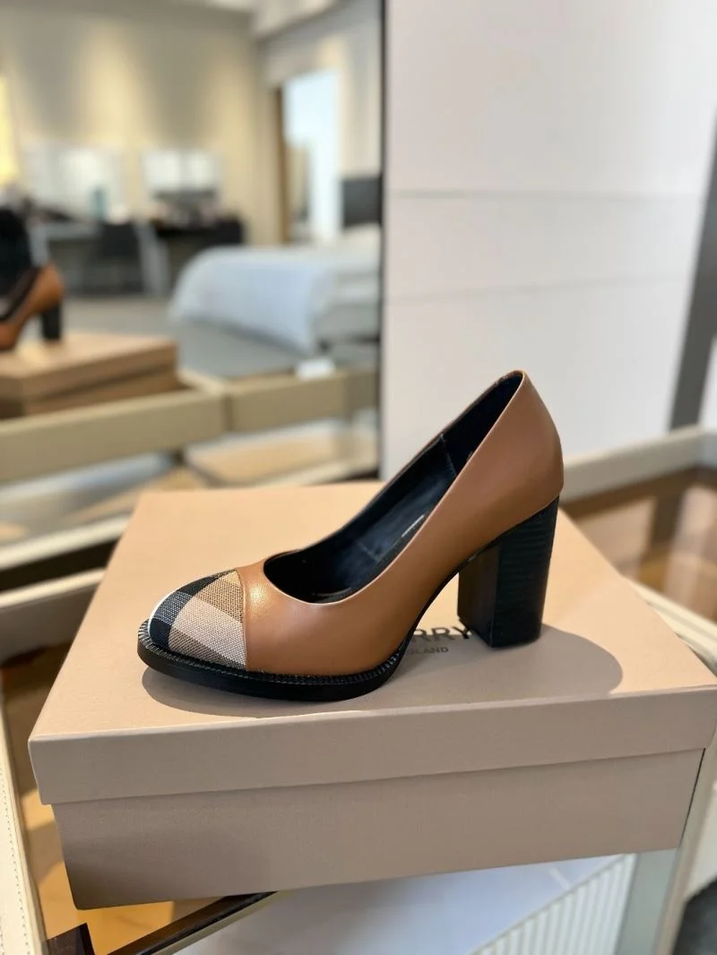 Chic Burberry Heeled Shoes 17115