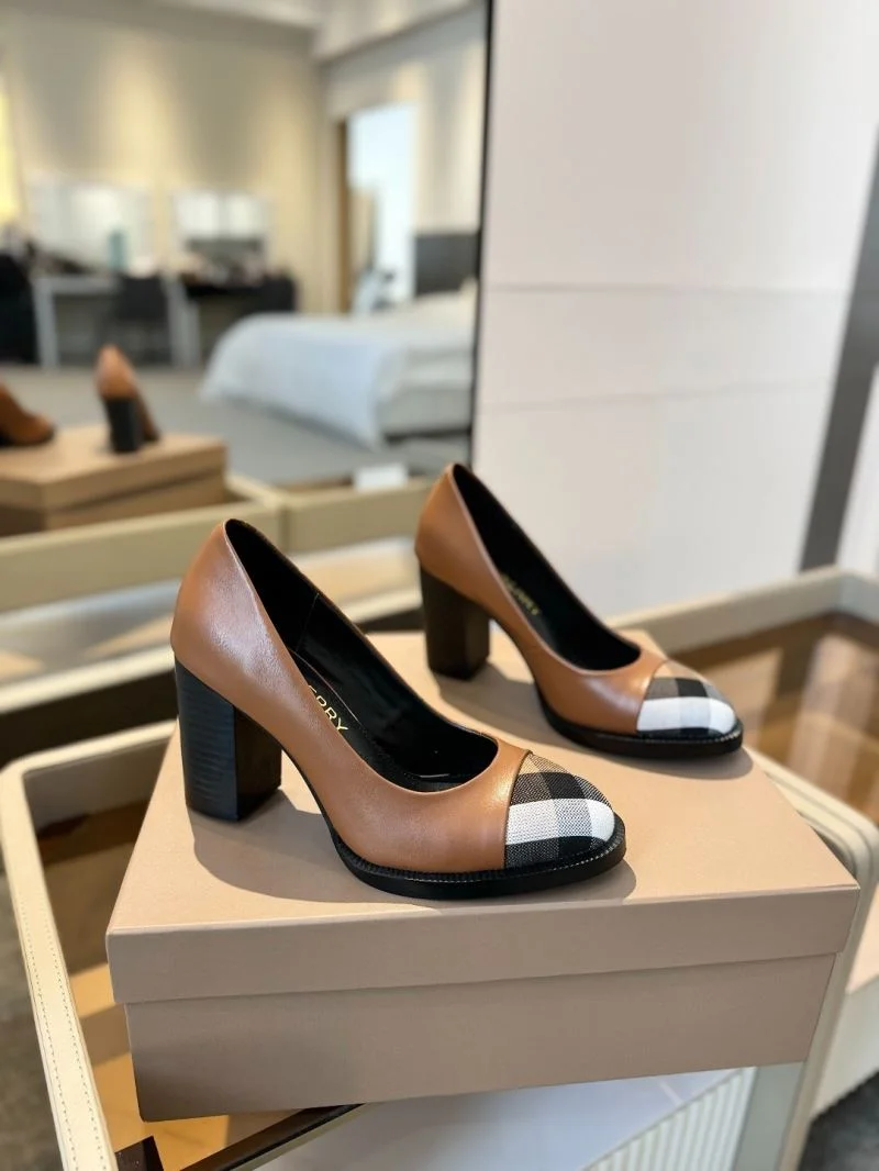 Chic Burberry Heeled Shoes 17115