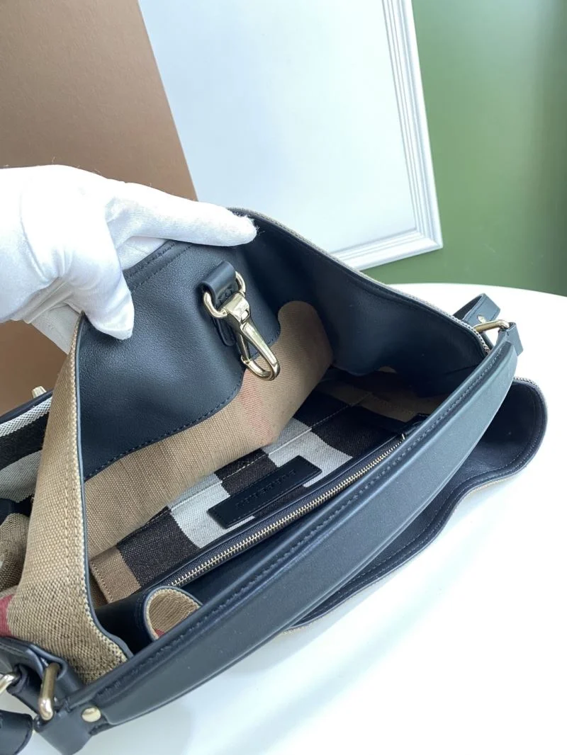 Burberry Hobo Bags WaterResistant 51750