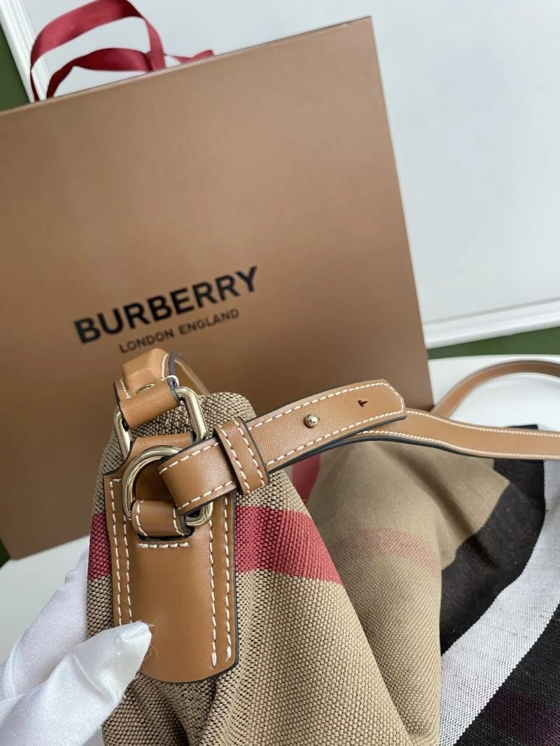 Burberry Hobo Bags Effortless 51742