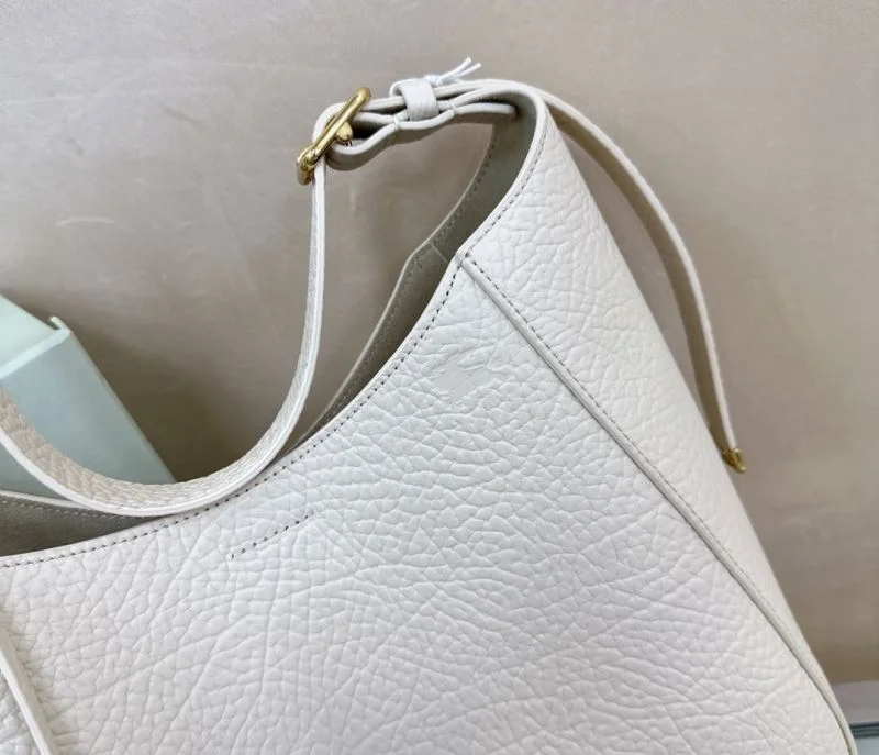 Trendsetting Burberry Hobo Bags 38121