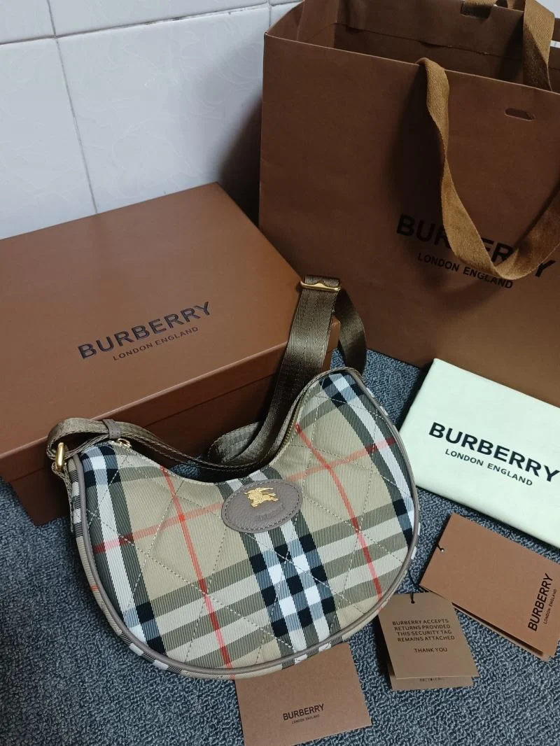 Burberry Hobo Bags Soft 38101