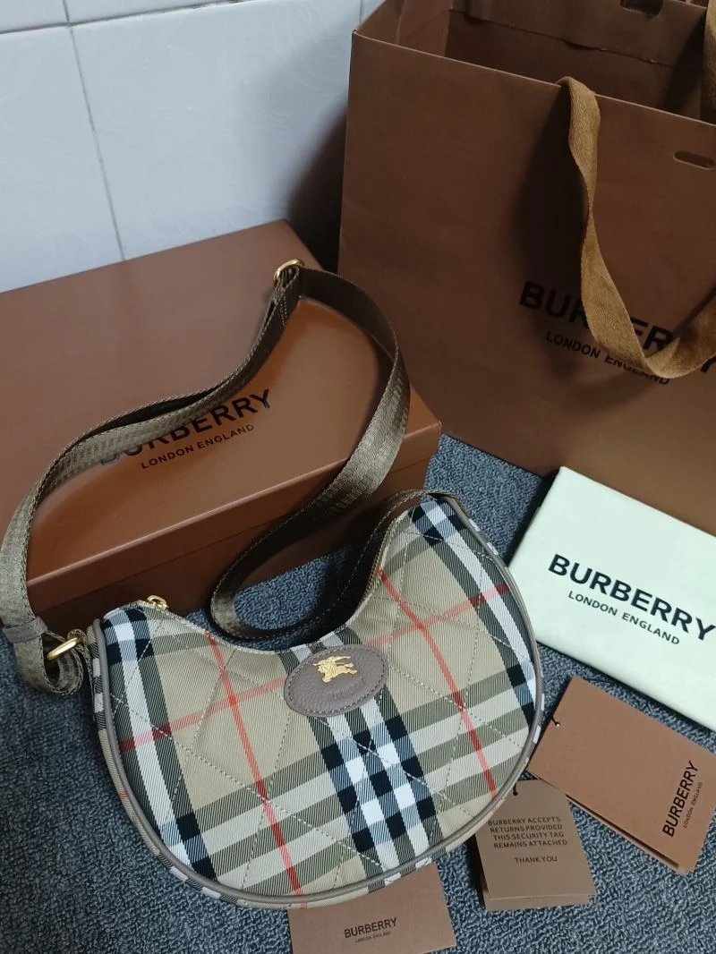 Burberry Hobo Bags Soft 38101