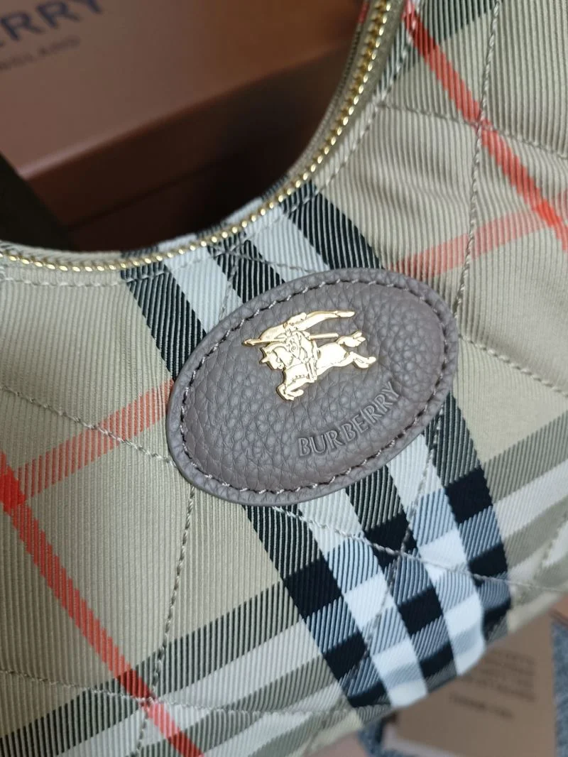 Burberry Hobo Bags Soft 38101