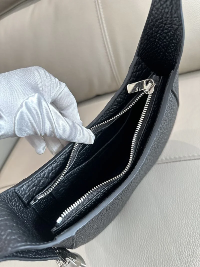 Burberry Hobo Bags QuickDry 38097
