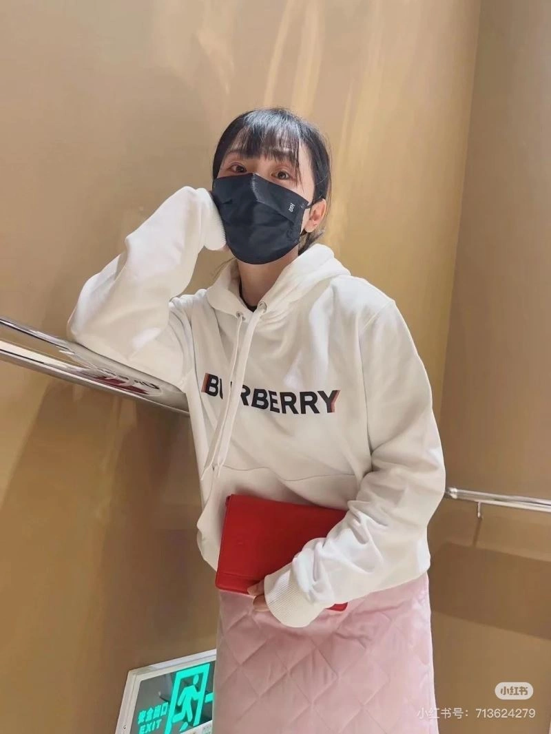 Neat Burberry Hoodies 103311