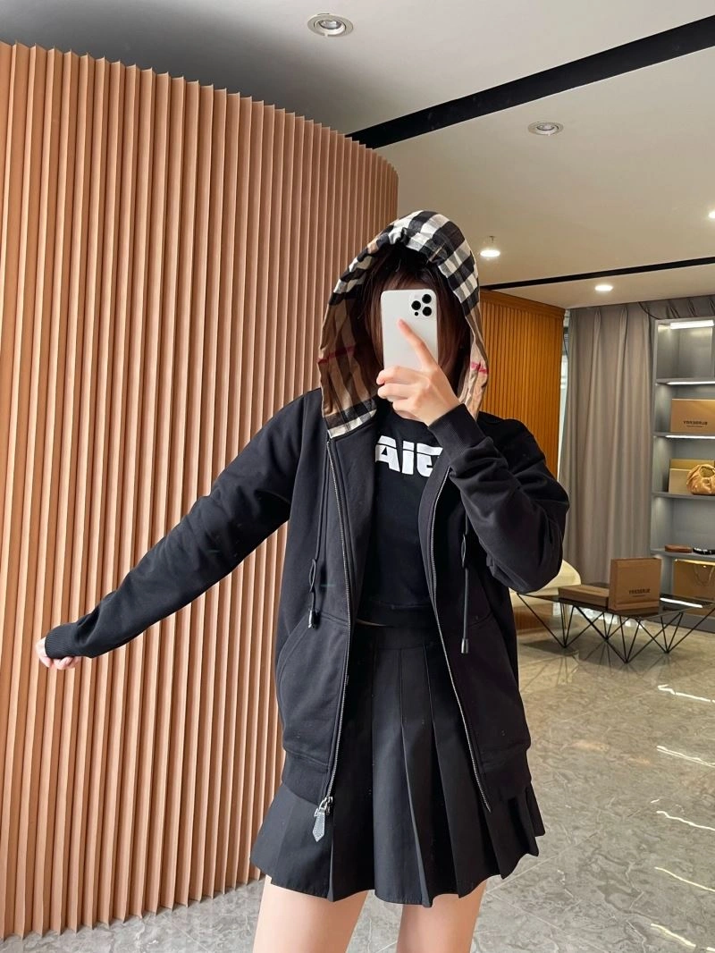 Seasonal Burberry Hoodies 103294