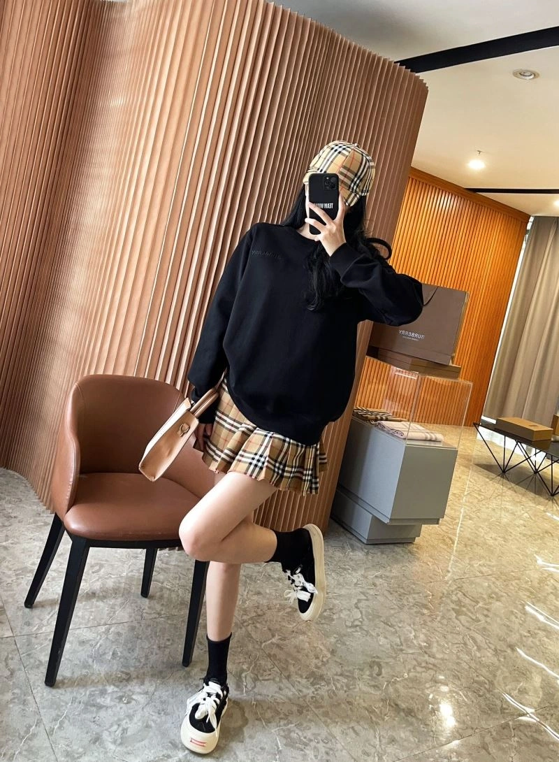 SmoothTexture Burberry Hoodies 103263